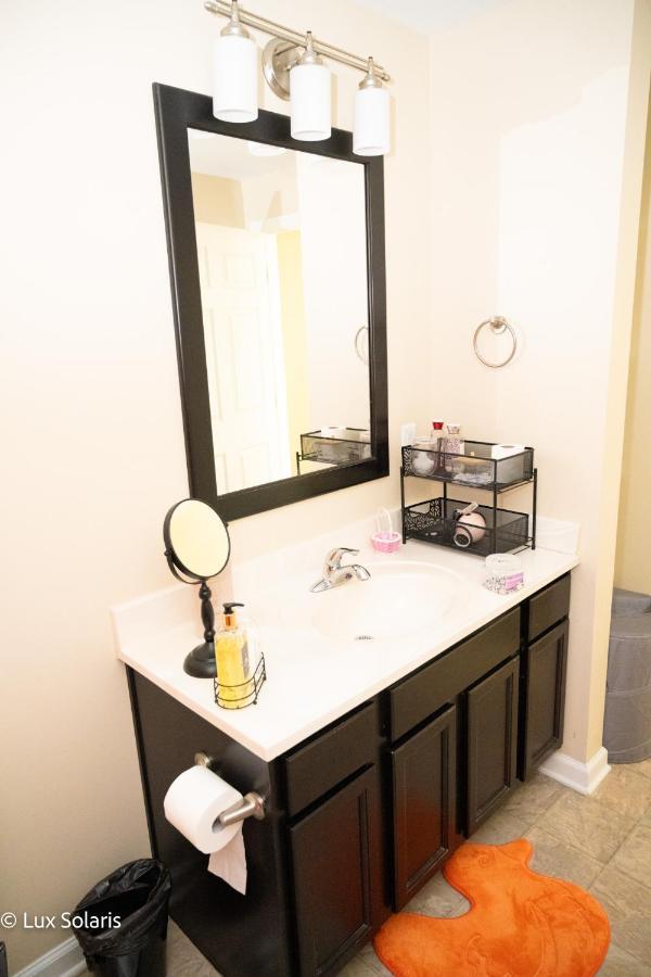 Luxury 3 Bedrooms With King Bed Downtown Indy Indianápolis Exterior foto